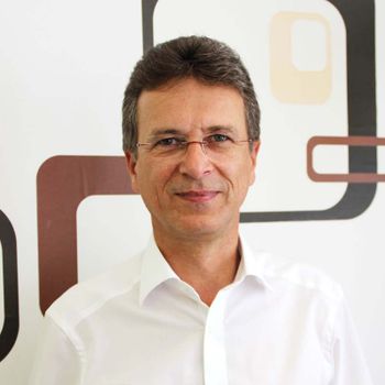 Dr. Karl Greinix